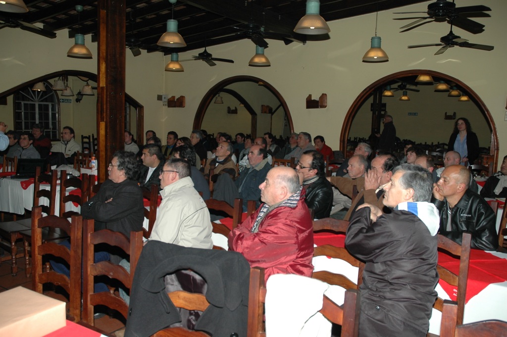 charla técnica para rectificadores: aros y pistones Mahle